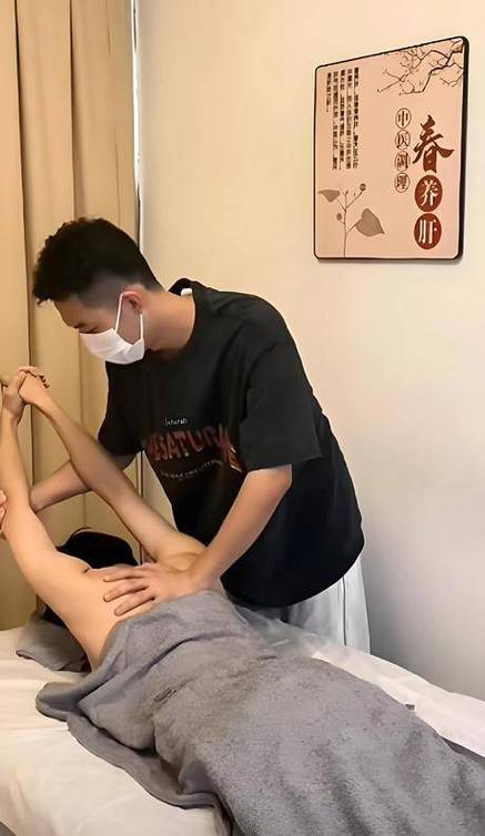av白丝在线观看网站的相关介绍