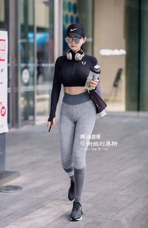 美女警花被强行插入阴道小说的相关介绍