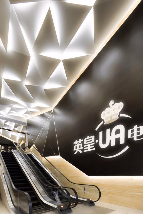搭讪丰满人妻一区二区的相关介绍