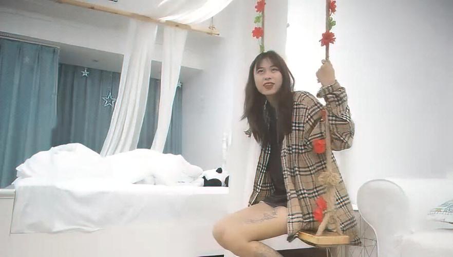 基于“亚洲少妇2”生成的SEO标题（包含3个长尾关键词）：  

**亚洲少妇2穿搭指南 | 轻熟风气质搭配 时尚简约日常造型推荐**  

（长尾关键词：亚洲少妇穿搭、轻熟风气质搭配、时尚简约日常造型）