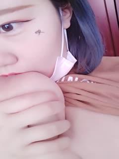 18女看毛片的相关介绍