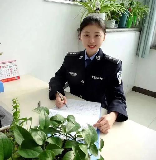 看黄色录像女人尿尿的相关介绍