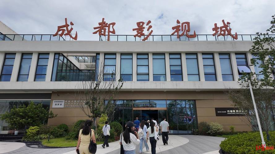 白嫩各种姿势被啪啪清纯的相关介绍